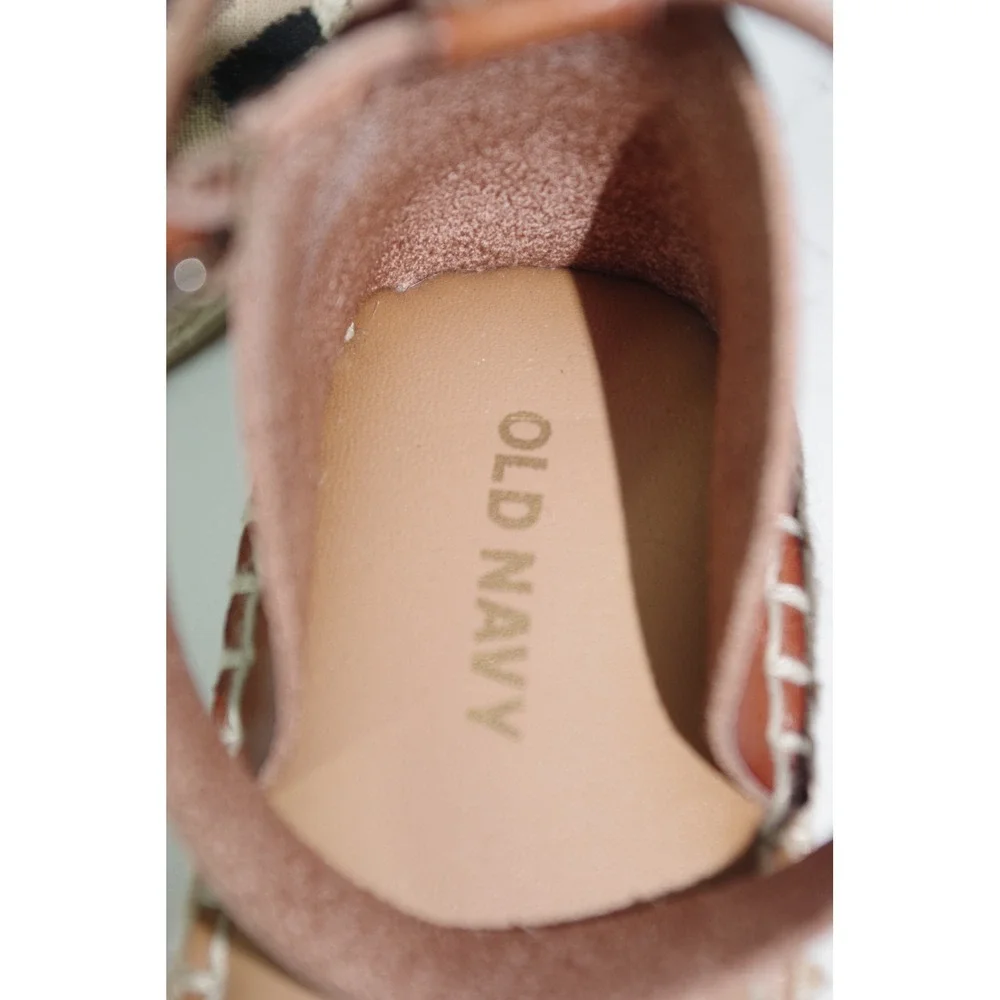 Old‎ Navy Women's Size 8 Leopard Print Ankle Strap Espadrille Flats Brown